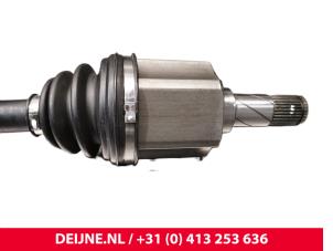 Volvo V40 Aandrijfas links-voor O9990001983 foto 4