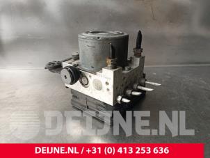Opel Vivaro ABS Pumpe O195527 foto 2