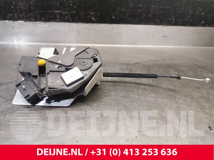 Ford Transit Courier Minibus/van rear door lock mechanism O195720
