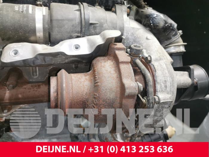 Motor van een Ford Transit Courier 1.5 TDCi 75 2019