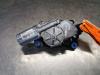 Ruitenwissermotor achter van een Volvo V60 II (ZW) 2.0 B3 16V Mild Hybrid Geartronic 2022