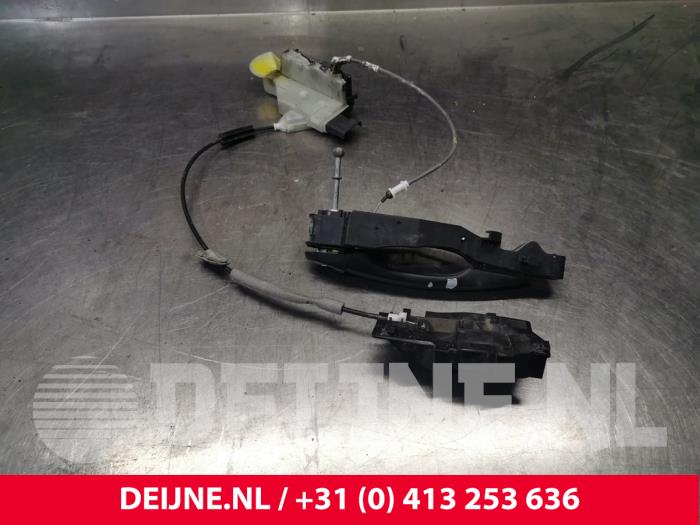 Citroen Jumpy Türgriff 2-türig links O195794