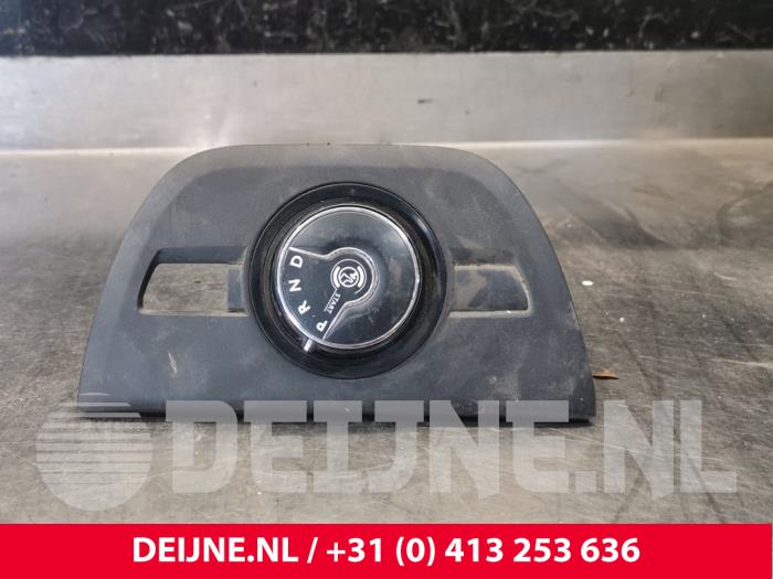 Gebruikte Versnellingspook Citroen Jumpy 2.0 Blue HDI 180 Prijs € 121,00 Inclusief btw aangeboden door van Deijne Onderdelen Uden B.V.