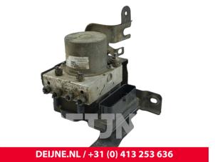 Citroen Berlingo ABS Pomp O195872 foto 3