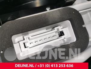 Mercedes Viano Achterlicht rechts O9990001990 foto 3