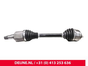 Nieuwe Aandrijfas links-voor Mercedes Sprinter Prijs € 211,75 Inclusief btw aangeboden door van Deijne Onderdelen Uden B.V.