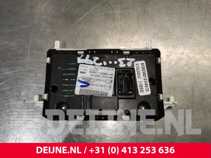 Gebruikte Display Interieur Ford Transit Custom 2.2 TDCi 16V Prijs € 90,75 Inclusief btw aangeboden door van Deijne Onderdelen Uden B.V.