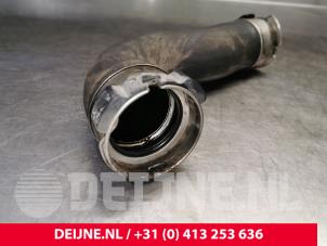 Mercedes Vito Intercooler Buis O196149 foto 3