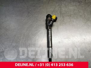 Mercedes Vito Injector (diesel) O196160 photo 2