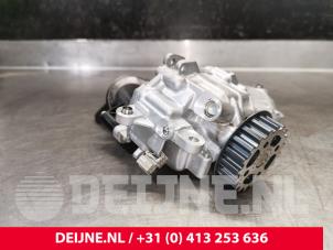 Ford Transit Oliepomp O196168 foto 3