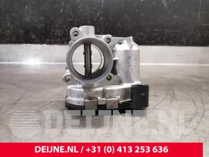 Opel Vivaro Drosselklappengehäuse O196187 foto 3