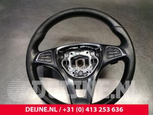 Gebruikte Stuurwiel Mercedes Vito (447.6) 2.2 114 CDI 16V Prijs € 211,75 Inclusief btw aangeboden door van Deijne Onderdelen Uden B.V.