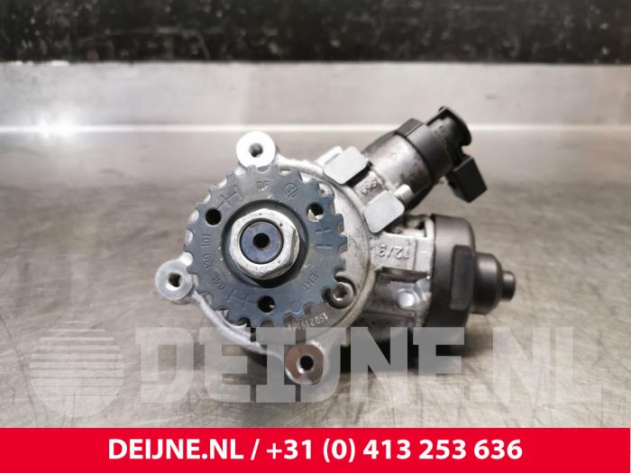 Volkswagen Caddy Mechanical fuel pump O196294