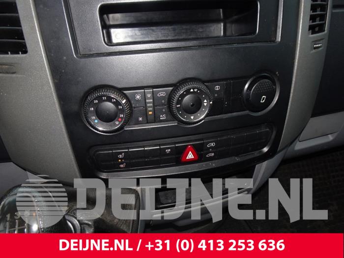 Volkswagen Crafter Heizung Bedienpaneel O196646
