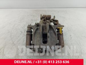 Renault Trafic Remklauw (Tang) links-achter O196765 foto 2