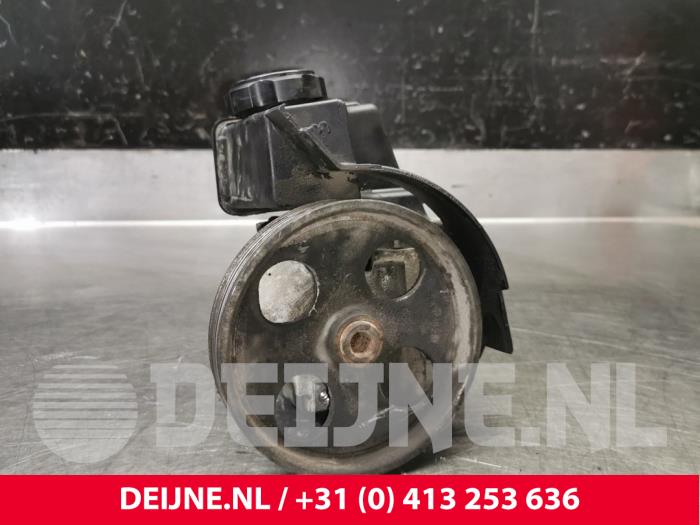 Gebruikte Servopomp Peugeot Partner 2.0 HDI Prijs € 60,50 Inclusief btw aangeboden door van Deijne Onderdelen Uden B.V.