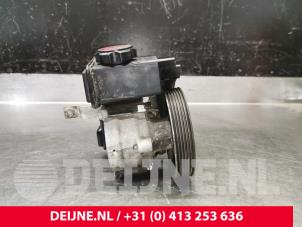 Peugeot Partner Lenkkraftverstärker Pumpe O196874 foto 2