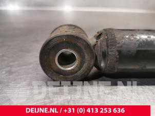 Renault Maxity Stoßdämpfer rechts hinten O196884 foto 3