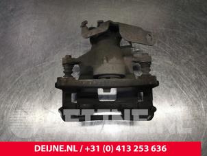 Ford Transit Remklauw (Tang) links-achter O196946 foto 2