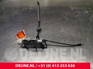 Gebruikte Deurslot Mechaniek 4Deurs links-voor Volvo V40 (MV) 1.6 D2 Prijs € 40,00 Margeregeling aangeboden door van Deijne Onderdelen Uden B.V.