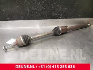 Gebruikte Aandrijfas rechts-voor Volvo V40 (MV) 1.6 D2 Prijs € 100,00 Margeregeling aangeboden door van Deijne Onderdelen Uden B.V.