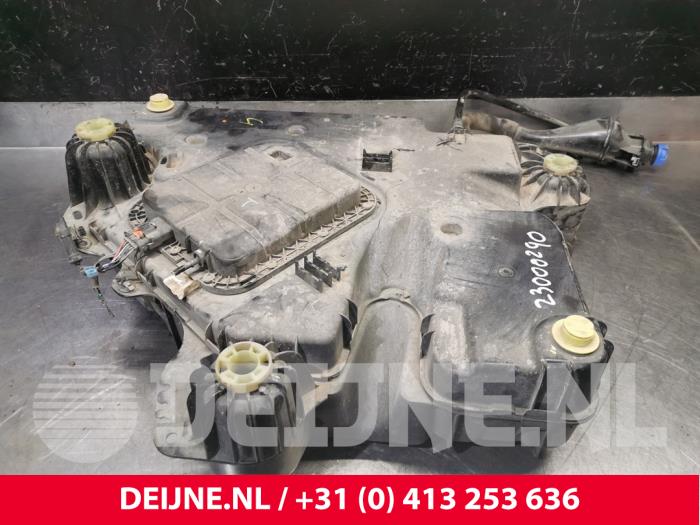 Peugeot Expert Adblue tank O197330
