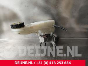 Gebruikte Hoofdremcilinder Citroen Jumpy 1.6 Blue HDi 115 Prijs € 30,25 Inclusief btw aangeboden door van Deijne Onderdelen Uden B.V.