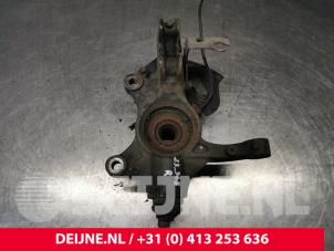 Citroen Jumpy Fusee rechts-voor O197500 foto 2
