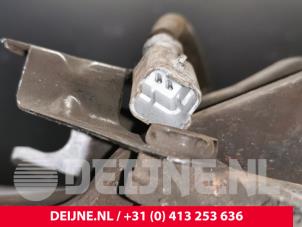 Citroen Jumpy Achsschenkel links vorne O197600 foto 3