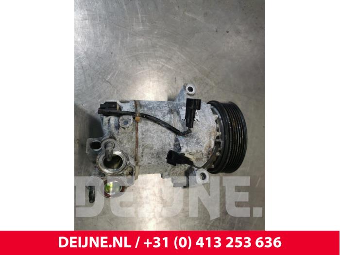 Volvo XC40 Air conditioning pump O197753