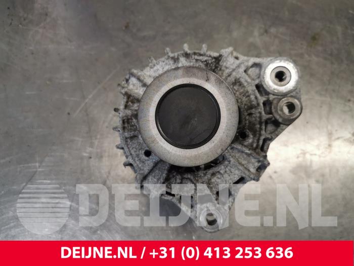 Gebruikte Dynamo Volvo XC40 (XZ) 2.0 T4 Geartronic 16V Prijs € 75,00 Margeregeling aangeboden door van Deijne Onderdelen Uden B.V.