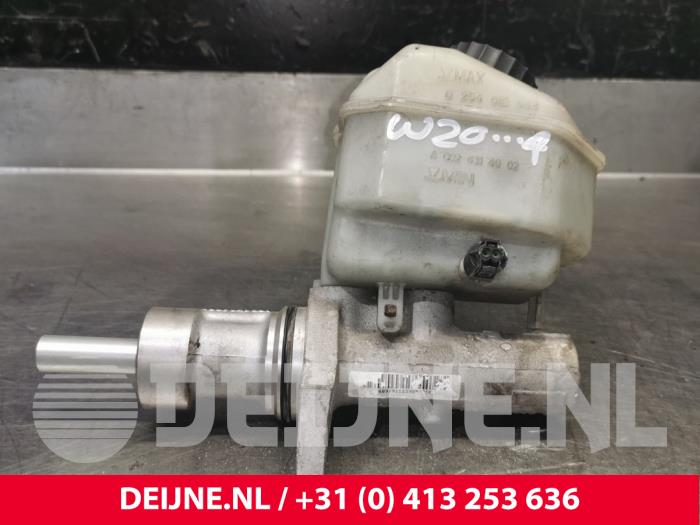 Volkswagen Crafter Hauptbremszylinder O197907