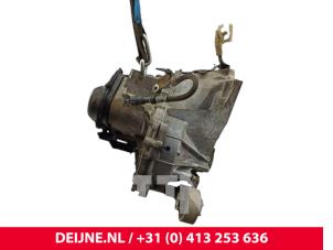 Ford Transit Courier Getriebe O197977 foto 3