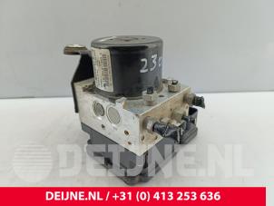 Volvo V60 ABS pump O198009 photo 2