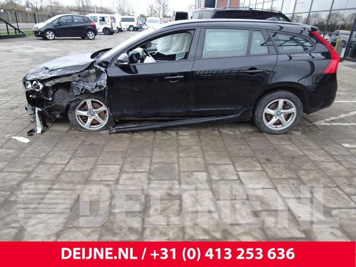 Volvo V60 Zusätzliches Fenster 4-türig links hinten O198023