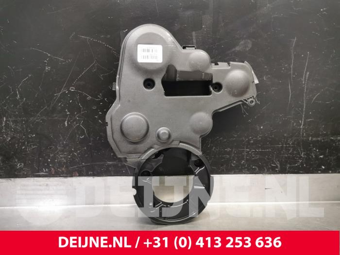 Gebruikte Distributiedeksel Volvo V60 II (ZW) 2.0 D3 16V Prijs € 35,00 Margeregeling aangeboden door van Deijne Onderdelen Uden B.V.