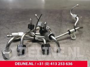 Volvo V60 Fuel line O198257 photo 2