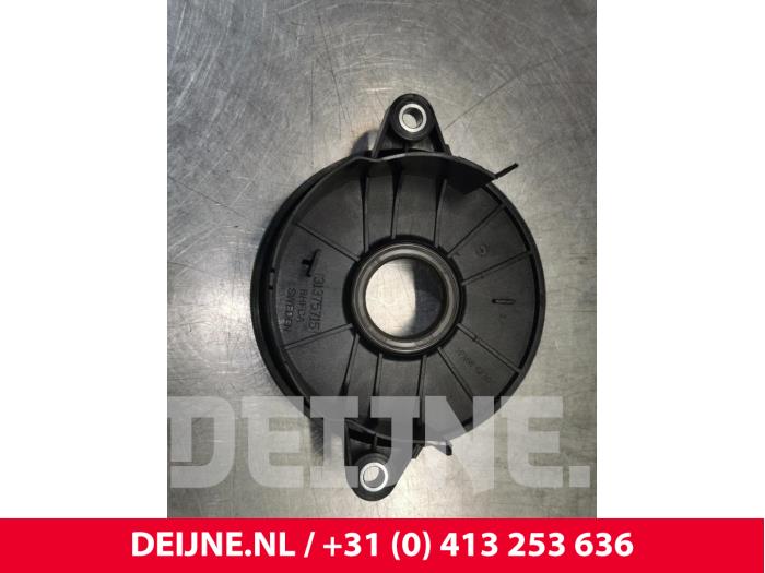 Gebruikte Krukas Keerring Volvo V40 (MV) 2.0 T2 16V Prijs € 30,00 Margeregeling aangeboden door van Deijne Onderdelen Uden B.V.
