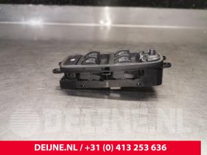 Volvo V50 Electric window switch O198467 photo 2