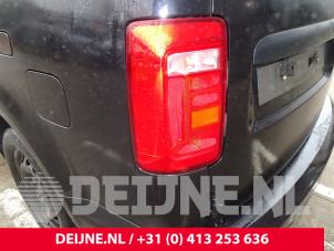 Gebruikte Achterlicht links Volkswagen Caddy Combi IV 1.4 TGI EcoFuel Prijs € 60,50 Inclusief btw aangeboden door van Deijne Onderdelen Uden B.V.