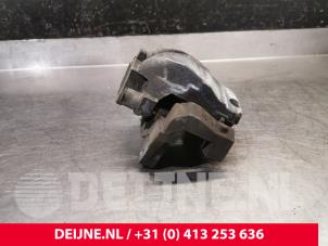 Volvo V60 Front brake calliper, left O198656 photo 2