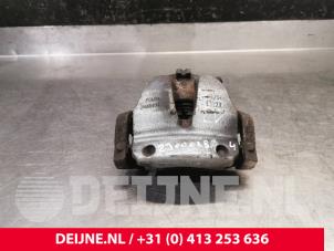 Volvo V60 Front brake calliper, left O198656 photo 3