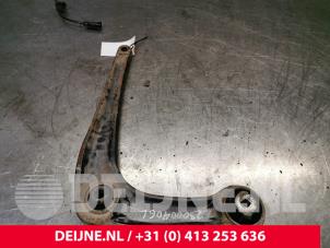 Opel Vivaro Querlenker unten links vorne O198685 foto 2