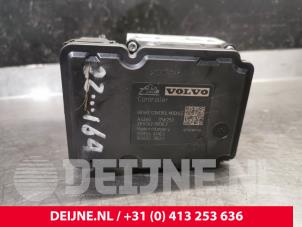 Volvo V60 ABS Pumpe O198664 foto 3