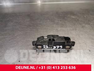 Mercedes Vito Heizung Widerstand O198666 foto 3