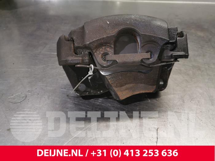 Volkswagen Transporter Bremszange links vorne O198667