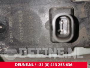 Volkswagen Crafter Adblue tank O198768 foto 4