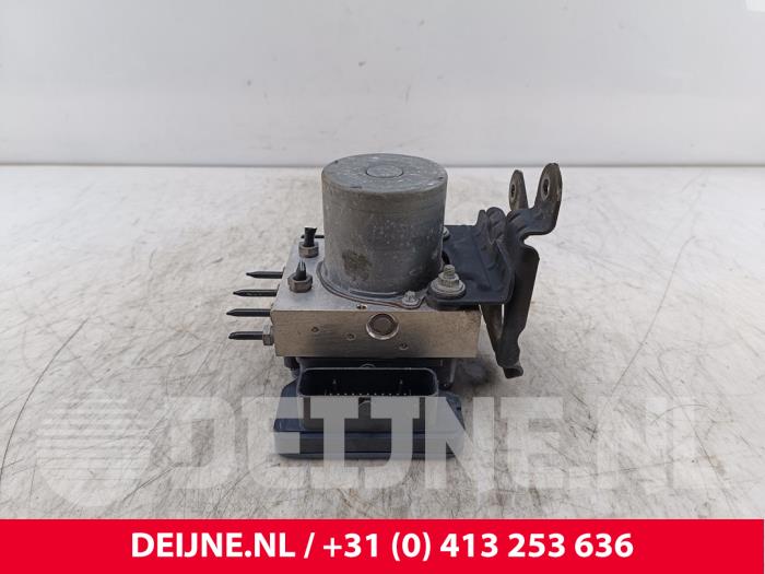 Mercedes Sprinter ABS pump O198807