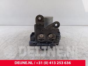 Mercedes Sprinter ABS Pumpe O198807 foto 2