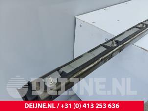 Mercedes Sprinter Sliding door rail, right O198853 photo 3